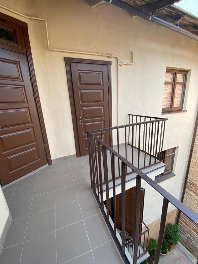 Yaroslav Osmomysl Square Apartments Leopoli Esterno foto